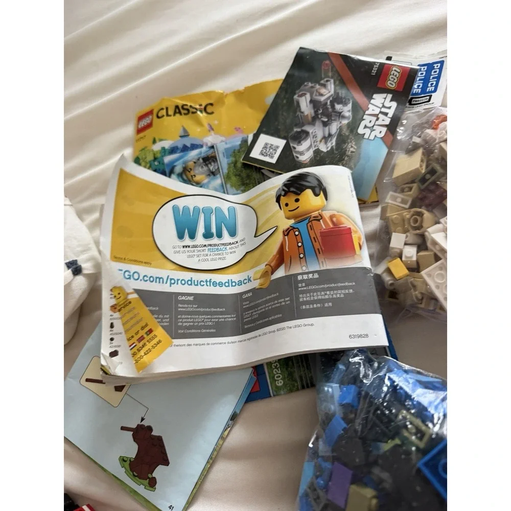 LEGO Lot 4.8 Lbs Star Wars Marvel City Minifigures Manuals Mixed Bulk